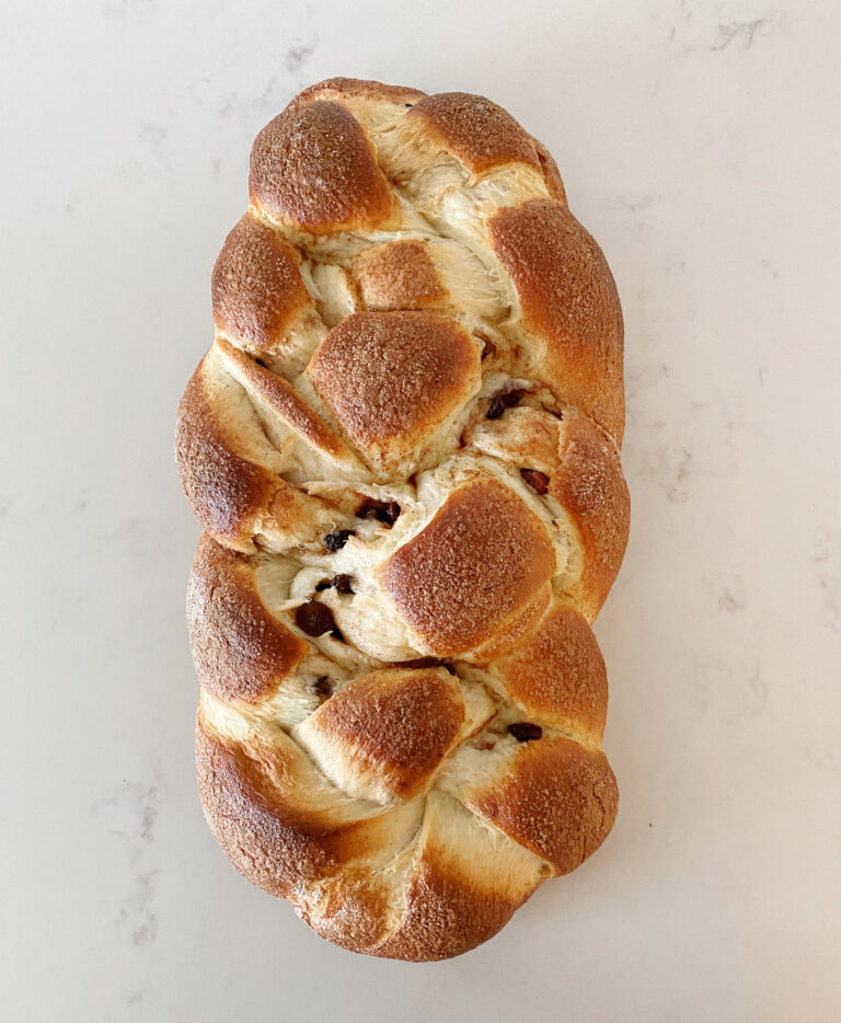 CINNAMON RAISIN CHALLAH